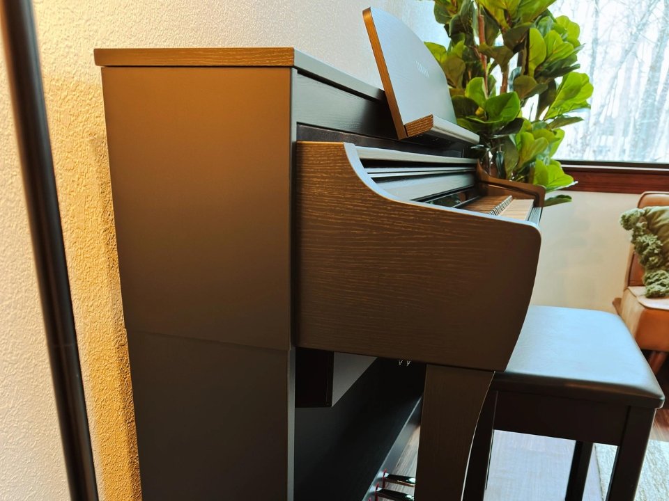 YAMAHA CSP-275 B - Ảnh thực tế 8